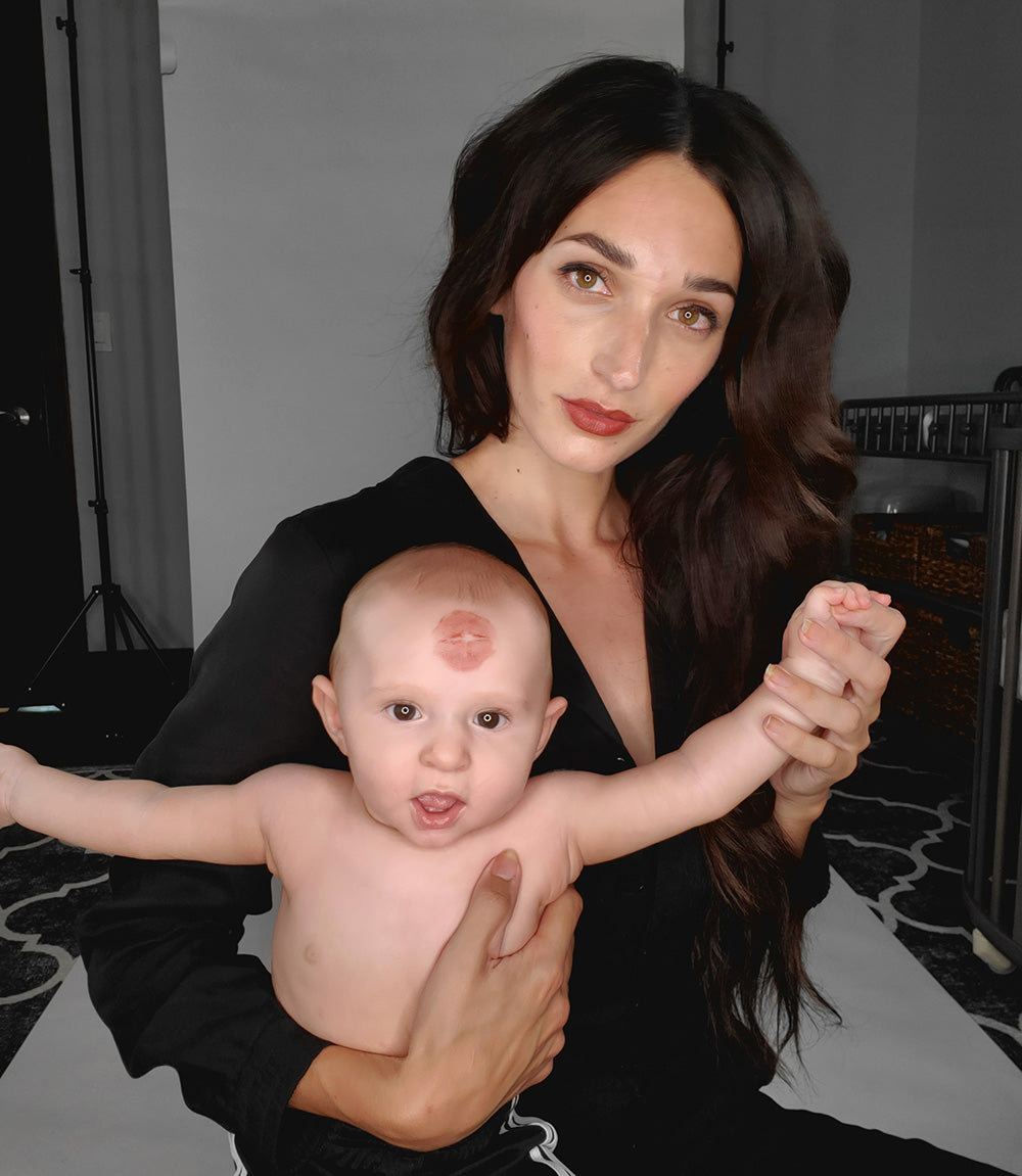 Behind the Scenes: On Set/At Home with Model Ari