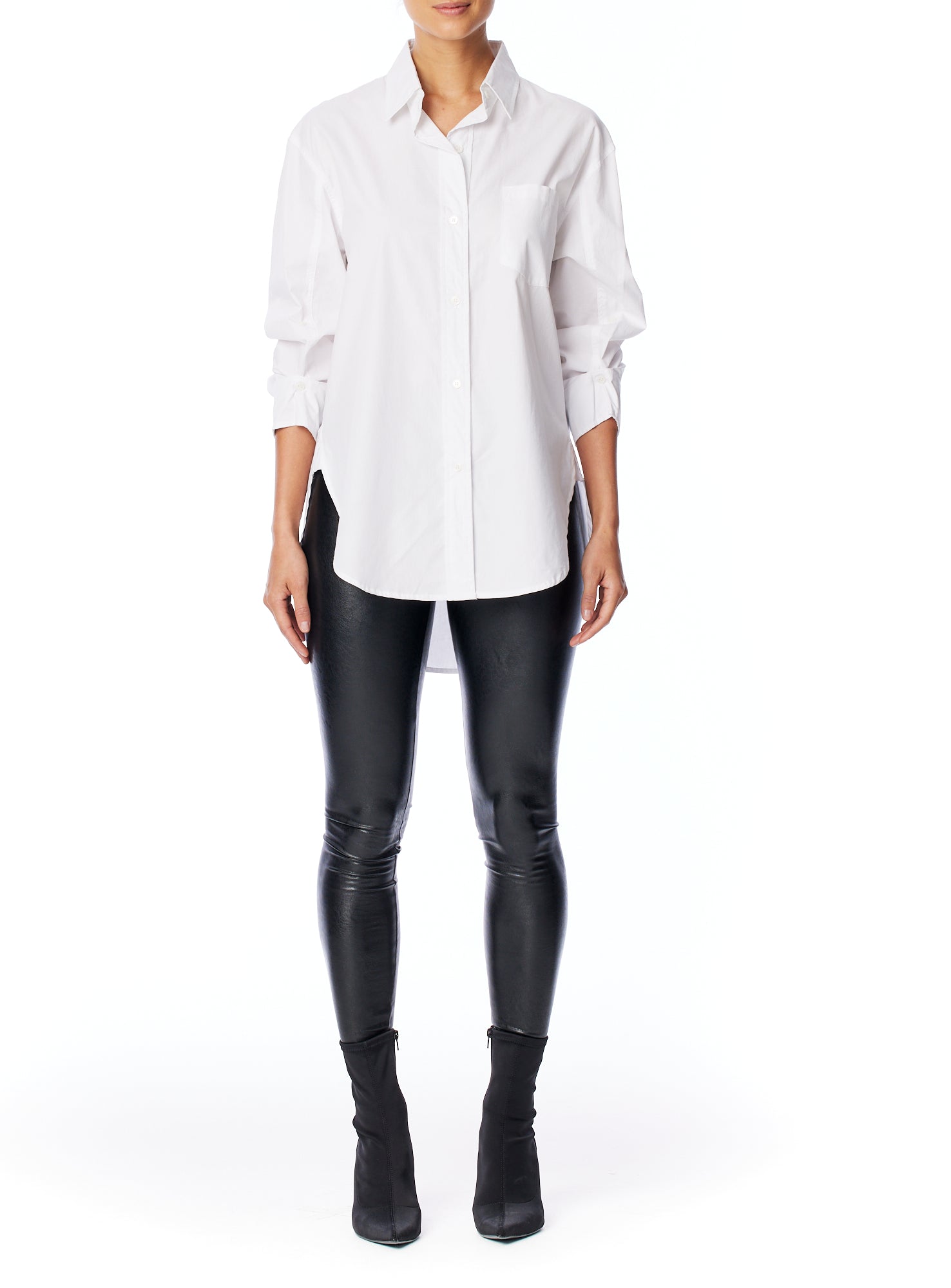 collared button up shirt with a relaxed fit and long, cuffed sleeves in white
